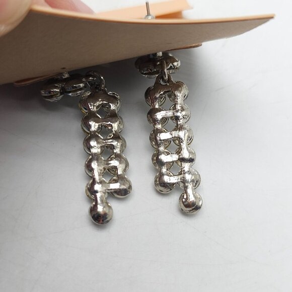 Exquisite Silver Rhinestone Necklace Earrings Set With Dazzling Crystal Accents - Picture 10 of 12